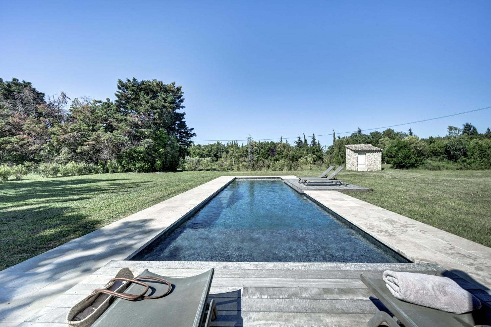 Hotel Mas Des Comtes De Provence Tarascon Exterior foto