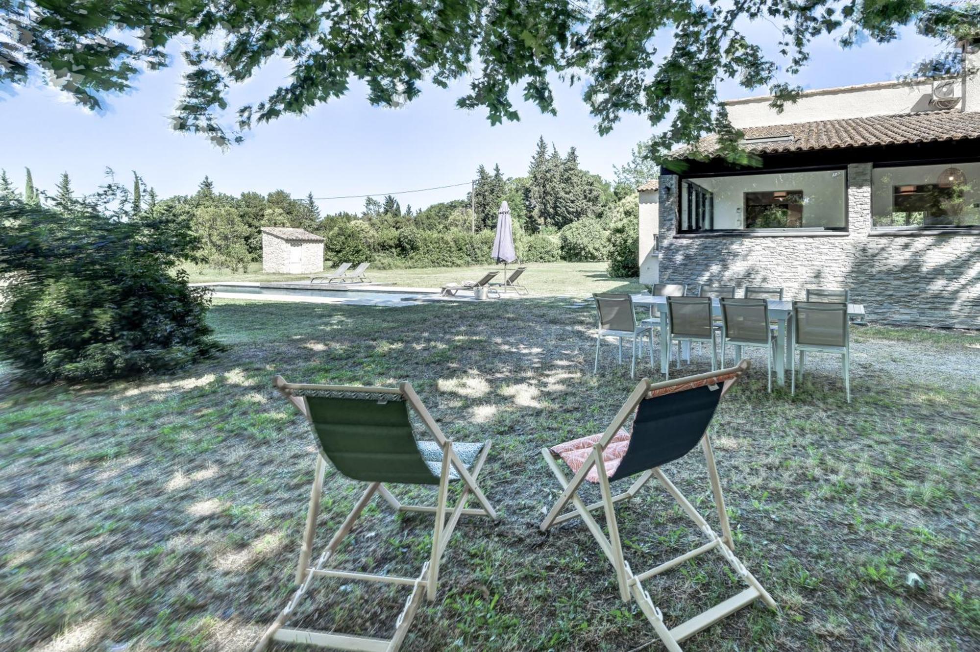 Hotel Mas Des Comtes De Provence Tarascon Exterior foto